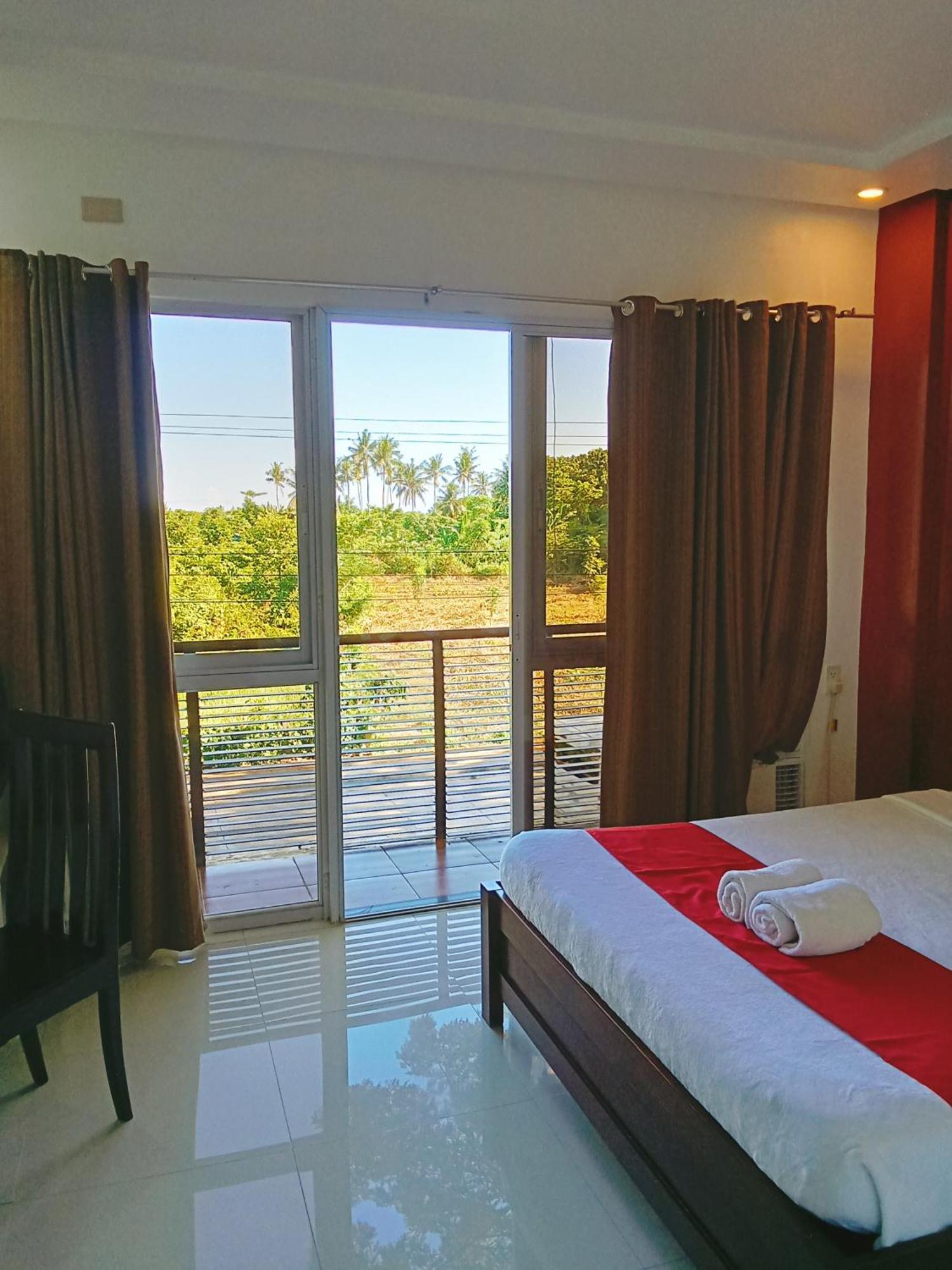 โอโย 402 รอยัล พาร์ค โฮเทล พนักงานฉีดวัคซีนแล้ว Hotel Puerto Princesa ภายนอก รูปภาพ