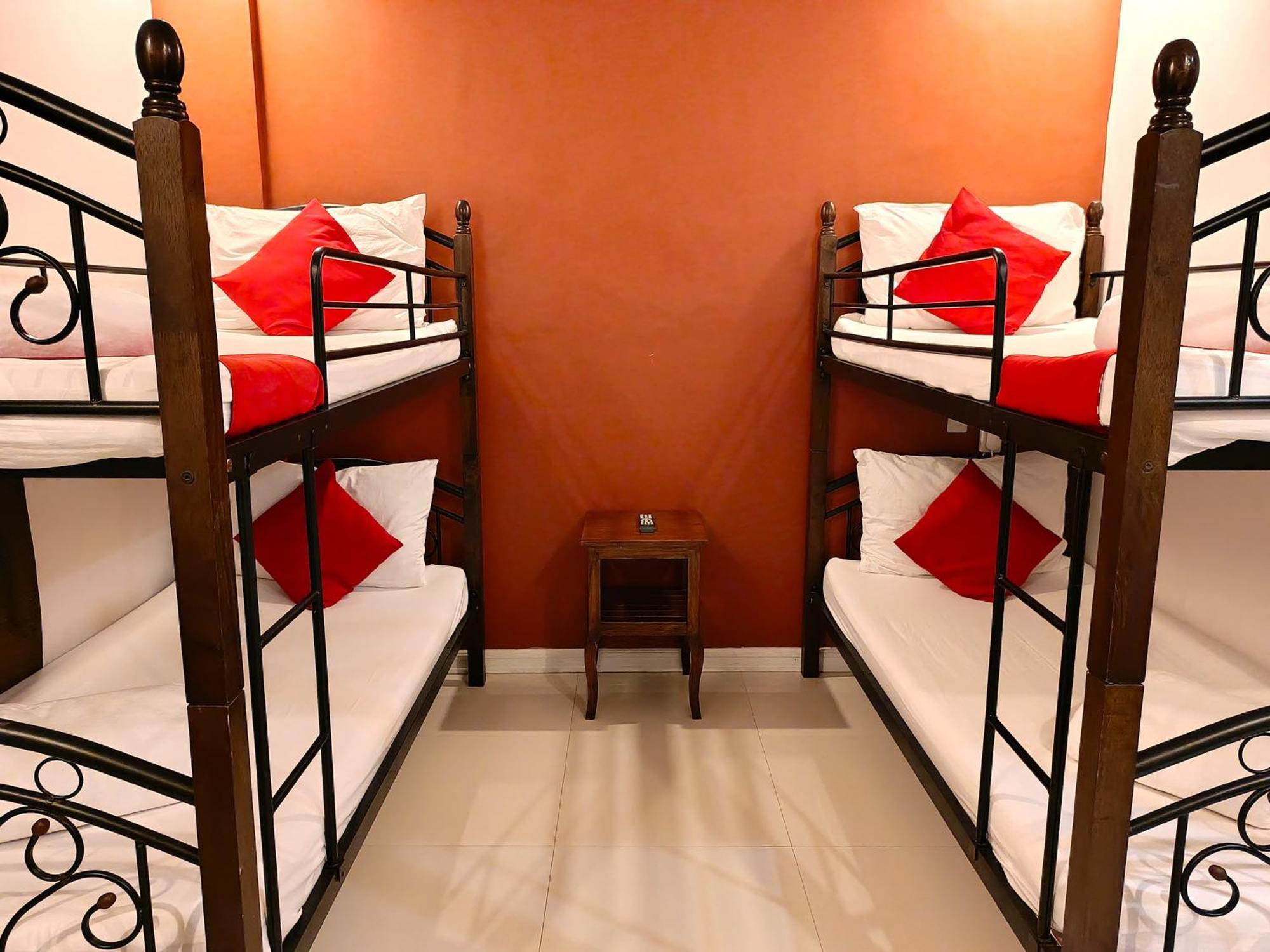 โอโย 402 รอยัล พาร์ค โฮเทล พนักงานฉีดวัคซีนแล้ว Hotel Puerto Princesa ภายนอก รูปภาพ
